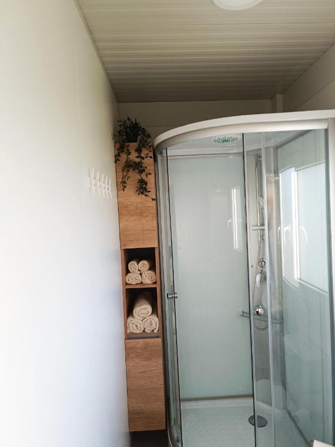 Mobile Home Vilmaris Pakoštane Exteriér fotografie