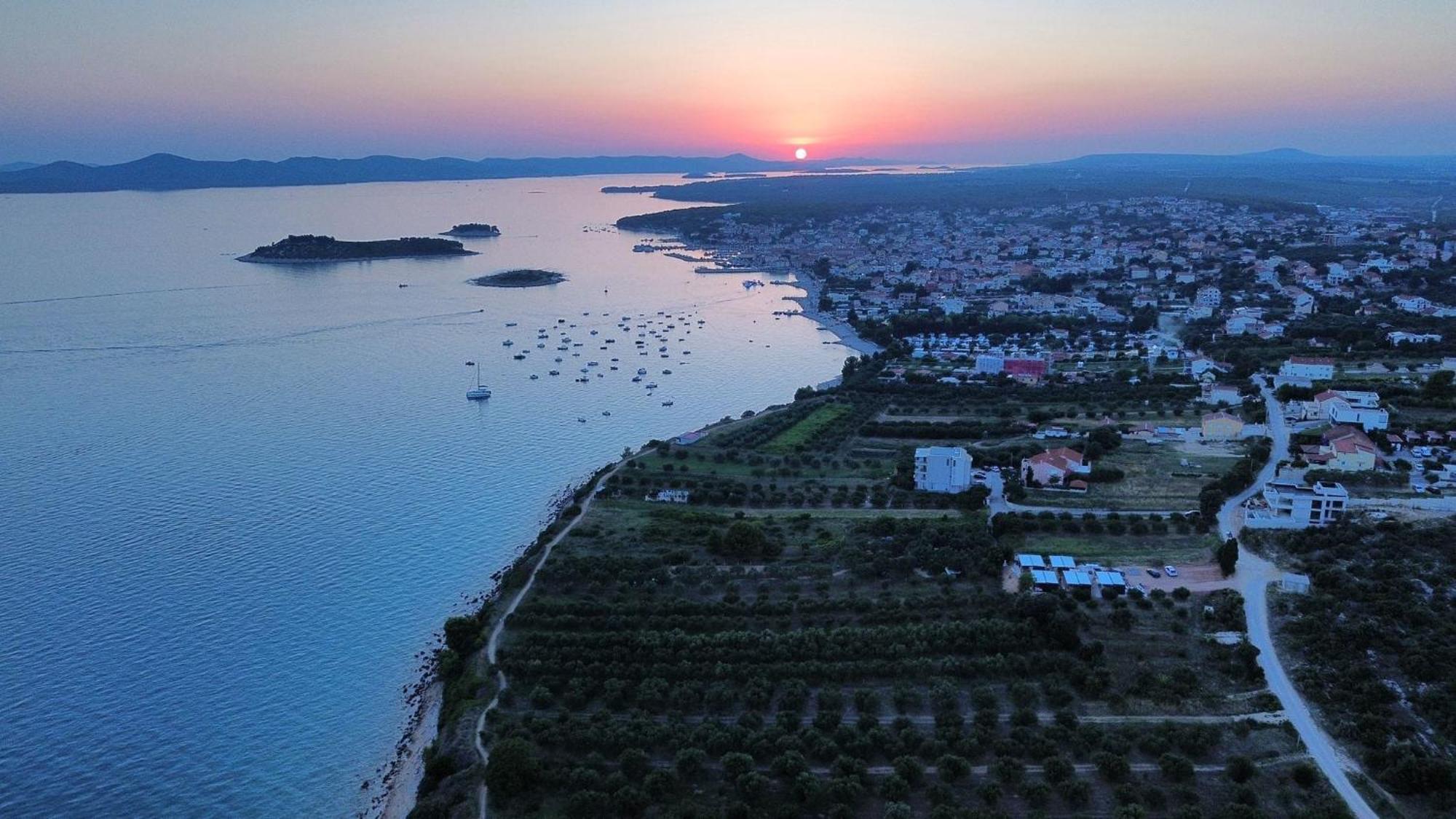 Mobile Home Vilmaris Pakoštane Exteriér fotografie